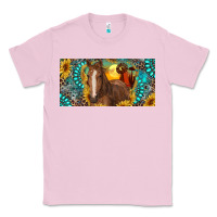 Bubblegum Pink horse and desert with sunflowers gemstone Classic Tee - RanaPortraitStore