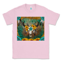 Bubblegum Pink boho bullskull Classic Tee - RanaPortraitStore