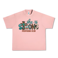 Salmon she is strong Urban Heavy Tee - Artiststas