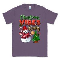 Lavender christmas vibes only Classic Tee - BundleAndBundleShop