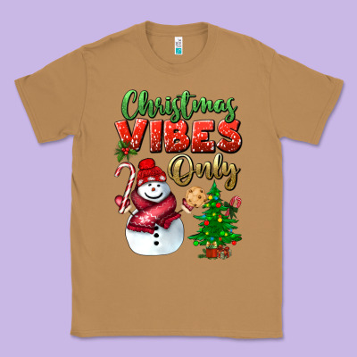 Christmas Vibes Only Classic Tee Designed By Bundleandbundleshop