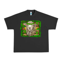 Pigment Black st patricks day sheep shamrock gold  serape leopard glitter Urban Heavy Tee - Artiststas