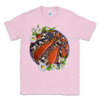 Bubblegum Pink basketball with patterns and daisies Classic Tee - texasbilliewilder