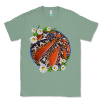 Sage basketball with patterns and daisies Classic Tee - texasbilliewilder