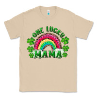 Mushroom st patrick's day one lucky mama Classic Tee - RanaPortraitStore