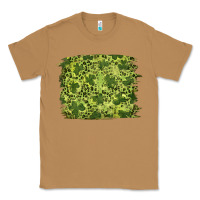 Toasted Coconut st patrick's day shamrock leopard background Classic Tee - RanaPortraitStore