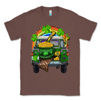 Chestnut St Patrick's Day Truck With Pot Of Gold Horseshoe And Rainbow Classic Tee - RanaPortraitStore