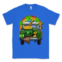 True Royal St Patrick's Day Truck With Pot Of Gold Horseshoe And Rainbow Classic Tee - RanaPortraitStore