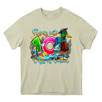 Mossy name flying into 100 days of school Heavy Core Tee - CowhideDigitalArt