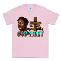 Bubblegum Pink a wise man puts god first Classic Tee - texasbilliewilder
