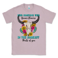Lilac find someone who in the darkest parts of you Classic Tee - texasbilliewilder