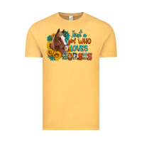 Vintage Mustard just a girl who loves horses Vintage Tee - Artiststas