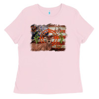 Bubblegum Pink deer hunting target american flag  background Ladies Tee - BarkalooDesign
