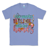 Colony Blue she works willingly with her hands Classic Tee - FaDigitalArtStudio