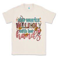 Natural she works willingly with her hands Classic Tee - FaDigitalArtStudio