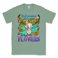 Sage find someone who grows flowers Classic Tee - texasbilliewilder