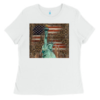 White statue of liberty tumbler Ladies Tee - BarkalooDesign
