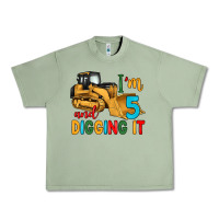 Oil Green i'm 5 and digging it Urban Heavy Tee - Artiststas