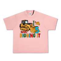 Salmon i'm 5 and digging it Urban Heavy Tee - Artiststas