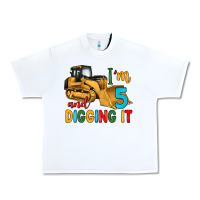 White i'm 5 and digging it Urban Heavy Tee - Artiststas