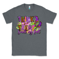 Charcoal Heather Trick or treat smell my feet Classic Tee - RanaPortraitStore