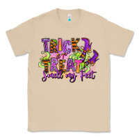 Mushroom Trick or treat smell my feet Classic Tee - RanaPortraitStore