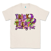 Natural Trick or treat smell my feet Classic Tee - RanaPortraitStore