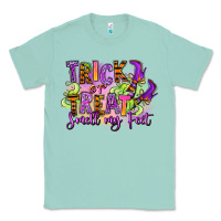 Seafoam Trick or treat smell my feet Classic Tee - RanaPortraitStore