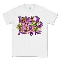 White Trick or treat smell my feet Classic Tee - RanaPortraitStore