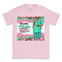Bubblegum Pink she works willingly with her hands afro nurse Classic Tee - RanaPortraitStore