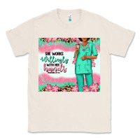 Natural she works willingly with her hands afro nurse Classic Tee - RanaPortraitStore