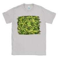 Moon Dust st patricks day shamrock leopard background Classic Tee - RanaPortraitStore