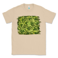 Mushroom st patricks day shamrock leopard background Classic Tee - RanaPortraitStore