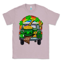 Lilac st patricks day truck with pot of gold horseshoe a Classic Tee - RanaPortraitStore