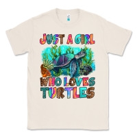Natural just a girl who loves turtles Classic Tee - RanaPortraitStore