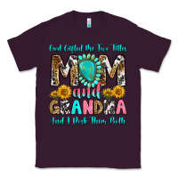 Plum god gifted me two titles mom and grandma and i roc Classic Tee - RanaPortraitStore