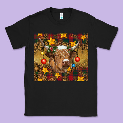 Christmas Cow Classic Tee Designed By Ranaportraitstore