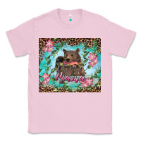 Bubblegum Pink mama bear haunting fish floral Classic Tee - RanaPortraitStore