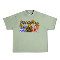 Oil Green military mom with soldier boots Urban Heavy Tee - Artiststas