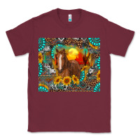 Burgundy western horse and desert tumbler Classic Tee - RanaPortraitStore