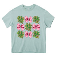 Arona clover bow Heavy Core Tee - CowhideDigitalArt