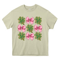 Mossy clover bow Heavy Core Tee - CowhideDigitalArt