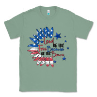 Sage land of the free because of the brave Classic Tee - MaliasSmallBusiness