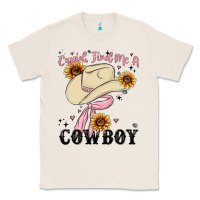 Natural cupid find me a cowboy Classic Tee - MaliasSmallBusiness
