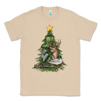 Mushroom hunting christmas tree Classic Tee - MaliasSmallBusiness