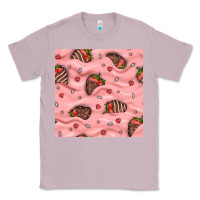 Lilac valentines day strawberries in cream seamless pattern Classic Tee - BundleAndBundleShop