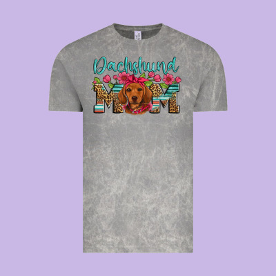 Dachshund Mom Vintage Tee Designed By Artiststas