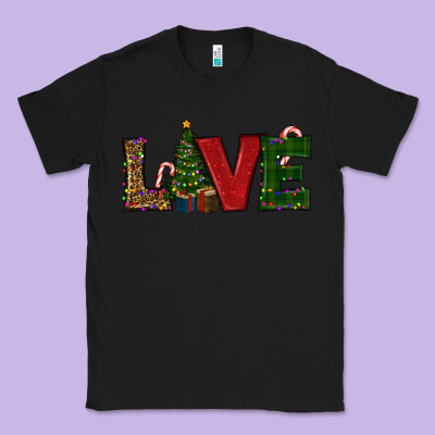 Christmas Tree Love Classic Tee Designed By Ranaportraitstore