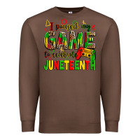 Chestnut i paused my game to celebrate juneteenth Premium Sweatshirt - Zillion Design Studio