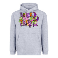Heather Grey Trick or treat smell my feet Heavyweight Hoodie - RanaPortraitStore